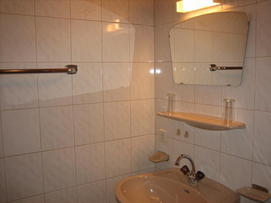 Apartments Poetscher Matrei in Osttirol Room photo